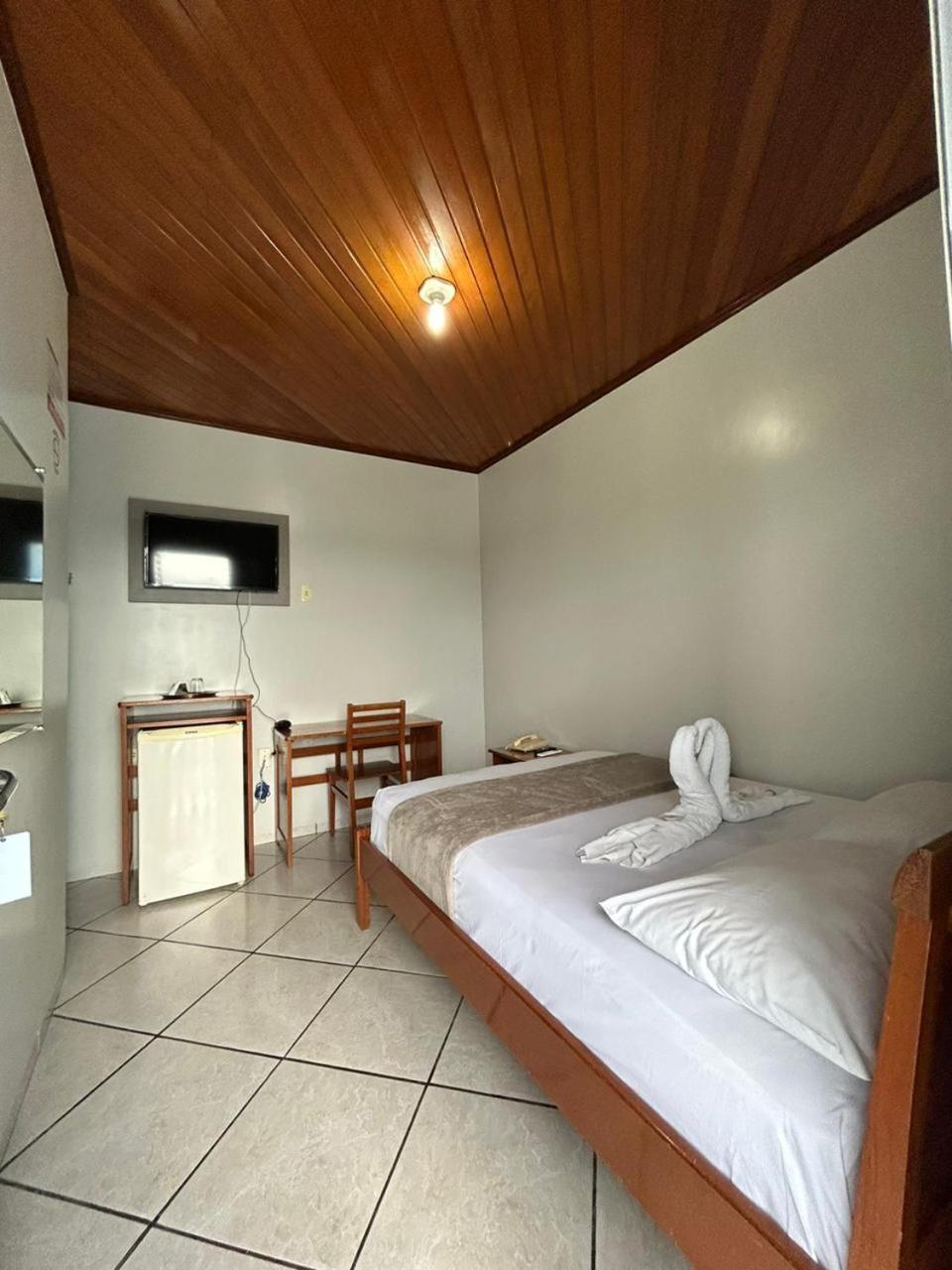 Swamy Hotel Cruzeiro do Sul  Szoba fotó