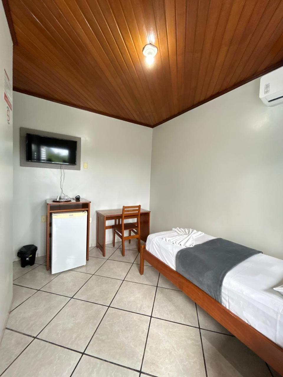 Swamy Hotel Cruzeiro do Sul  Szoba fotó